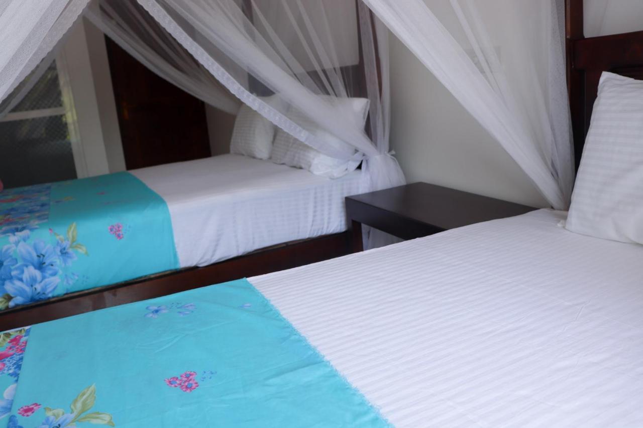 Sakura Calm Rest Bed & Breakfast Mirissa Bagian luar foto